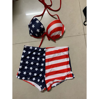 Bikini áo ngực quần đùi họa tiết sao và sọc