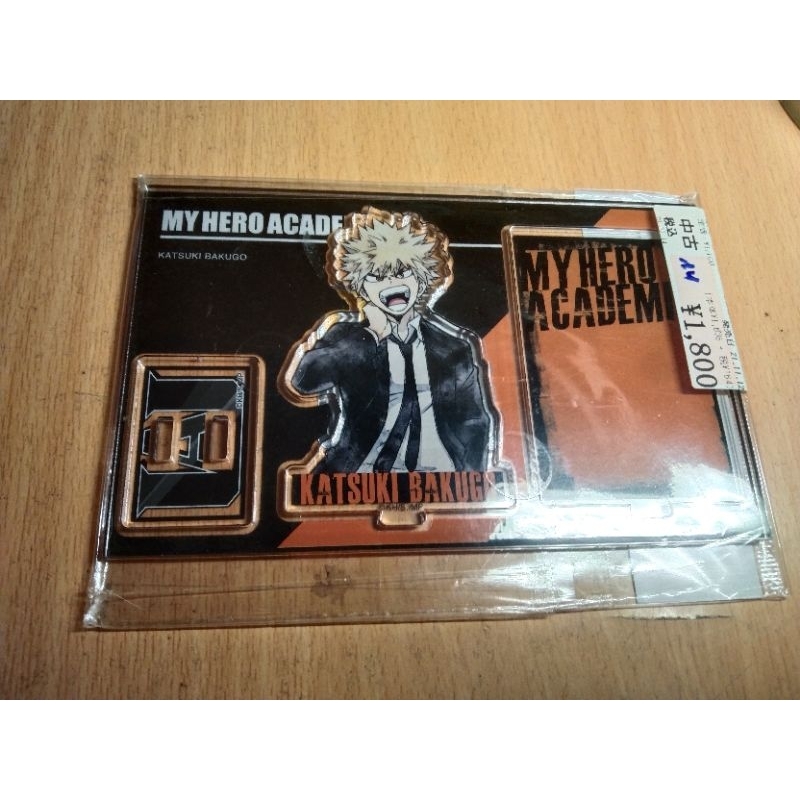 Standee Bakugo Katsuki mặc Vest