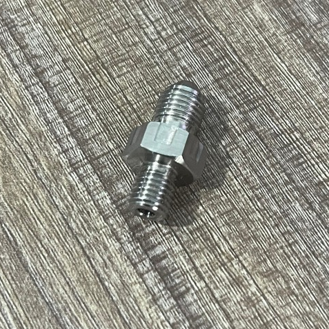 Ốc chuyển ren gắn dây dầu lắp heo 8.1_ốc dầu 8.1 full inox lắp dây dầu bấm