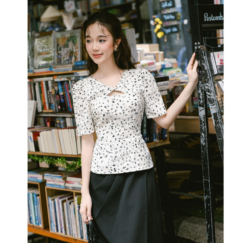 OLV - Áo kiểu hoa Novalie Fleur Top