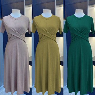  Đầm body xòe xoắn eo mã V thiết kế che vùng bụng thon dáng sang chảnh 