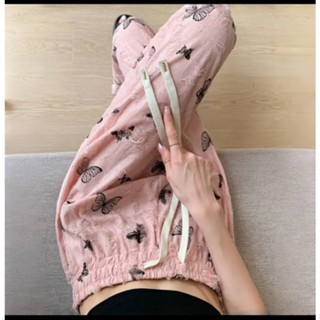 Quần suông rách đính đá dệt hình bướm xinh phong cách hottrend