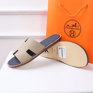 Dép lê nam quai ngang HM da Pu hình chữ H trơn sần đế phíp gỗ vàng nổi logo chữ ngựa boy phố