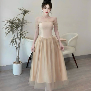 váy công chúa đính đá hoa eo