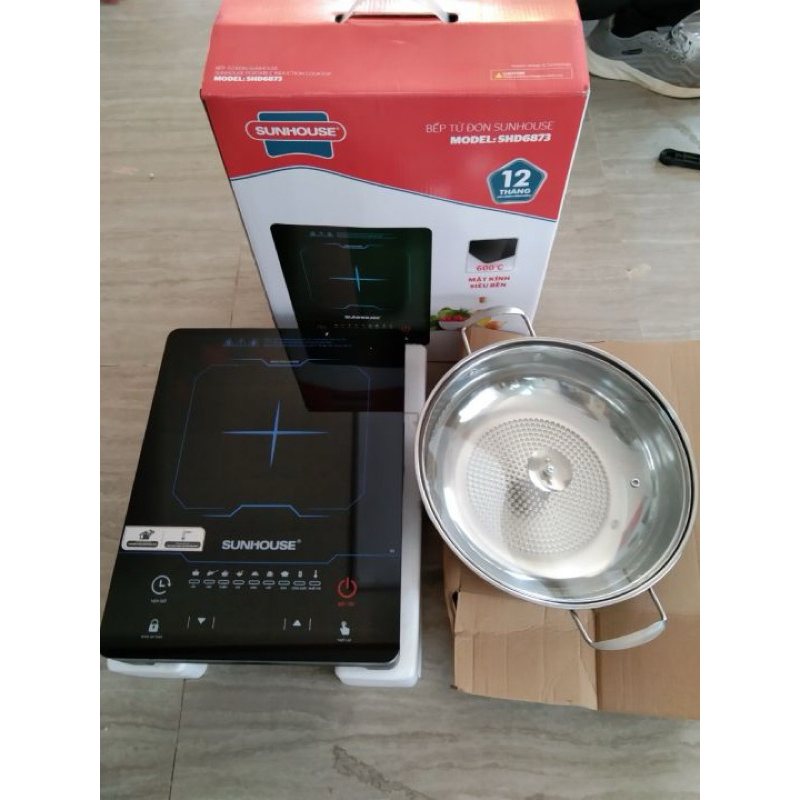 Bếp Từ Đơn Sunhouse SHD-6873 Tặng Kèm Nồi Lẩu,Bảo Hành 12 Tháng