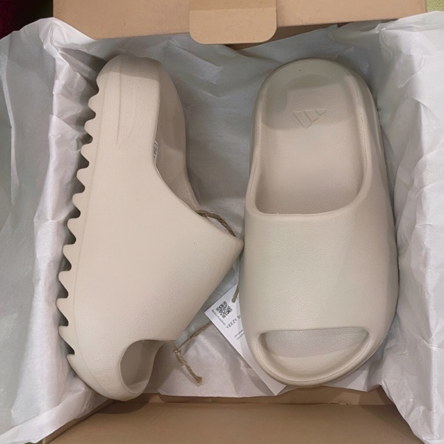 Dép bánh mì yz slide 2023 bản vân nhám đế cao 5cm nam nữ, Dép yz quai ngang xịn dập logo