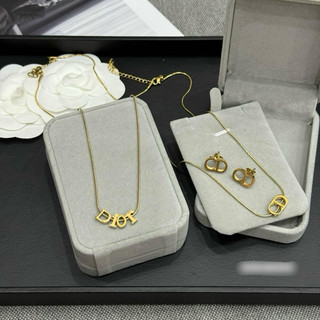 Set 2 món vòng cổ hoa tai titan siêu hot