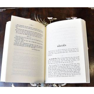Sách - Câu Đối (Nguyễn Văn Ngọc)