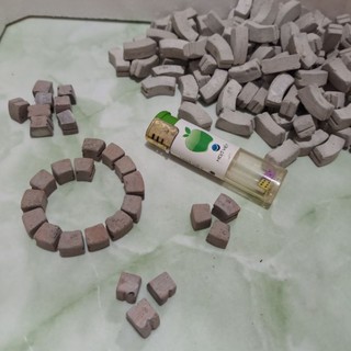 gạch cong mini(sét 300g gạch~80 viên)xây tiểu cảnh,trang trí hồ cá