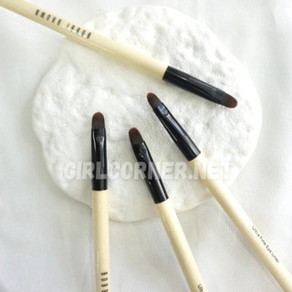 Cọ môi - cọ eye liner  Bobbi Brown Ultra Fine Eye Liner