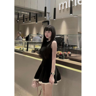 Đầm xoè cổ tròn phối bèo trắng. Váy xoè đẹp thường mặc. Váy Big Size Nữ cổ tròn dáng xoè.