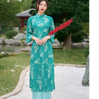 Áo dài cách tân gấm tơ dáng suông tay lỡ hiện đại, áo dài truyền thống chất liệu vải gấm tơ mềm mại hót tren năm 2024