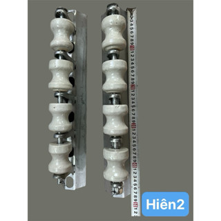  Khung Đỡ Sứ Rắc 4 xi   4 ngăn   + Sứ cách điện 7CM 