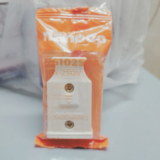Nanoco- Phích cắm Nanoco NP10250D1