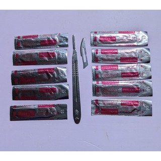 Lưỡi dao mổ số 23 và cán dao mổ số 4