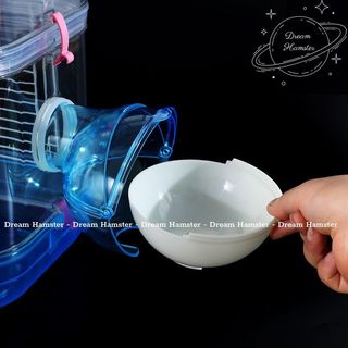 Nhà tắm gắn lồng