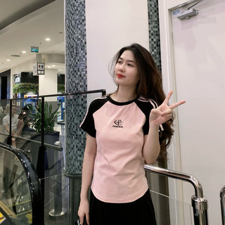 𝑾𝑮𝑾𝑬 𝒙 𝑳𝑨𝑪𝑯𝑰𝑪 Áo thun baby tee sọc vai thêu logo phối zaplan LACHIC mã A7670