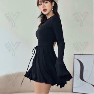 Đầm xoè tay loa larong K4636-Carotshop