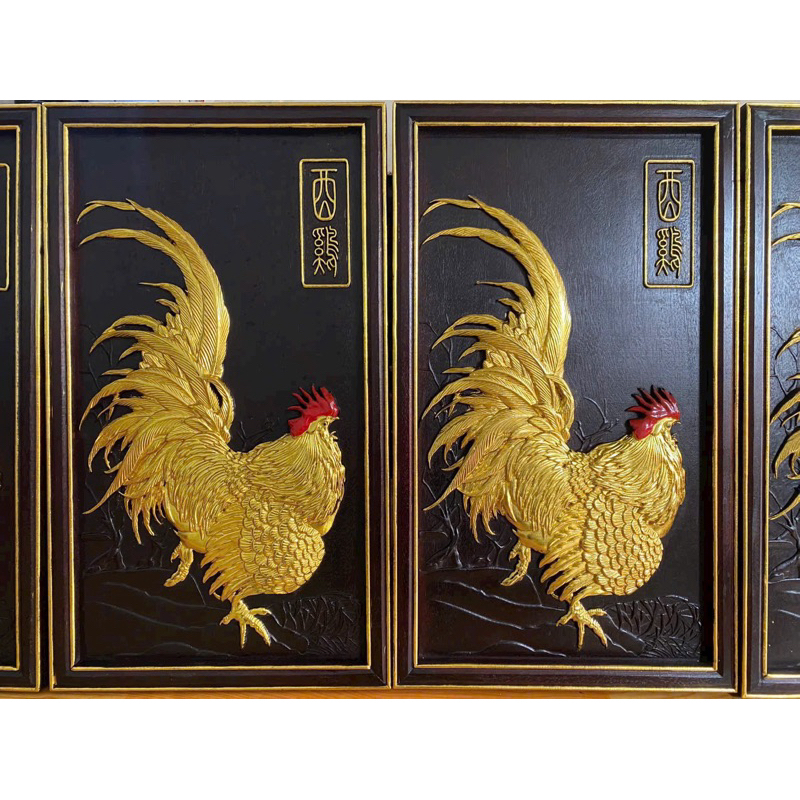tranh gà trống thiếp vàng