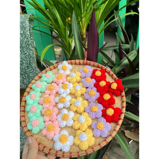 Hoa len 5 cánh hạt bắp bằng len handmade