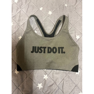 Áo bra thể thao Nike chính hãng đã qua sử dụng size L