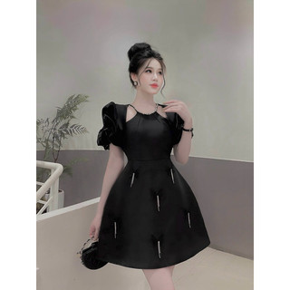 Đầm Tafta Cổ Yếm Cut-Vai Butt