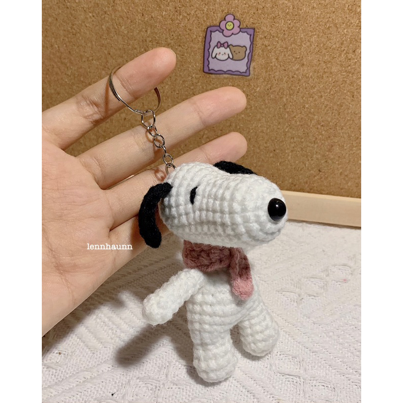 Móc khoá Snoopy len