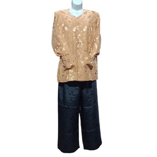 Bộ gấm đẹp sang trọng cho bà