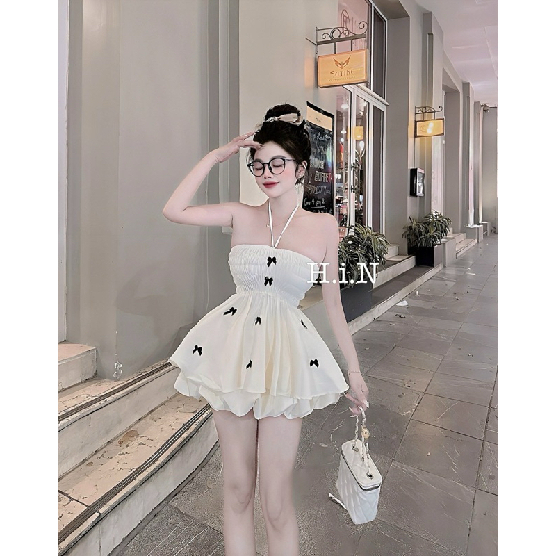 Set Đầm Yếm Đính Nơ Full Cây Bí Nhún Mocking Phồng 2 Lớp + Quần Bí Phồng 2 Lớp | BigBuy360 - bigbuy360.vn