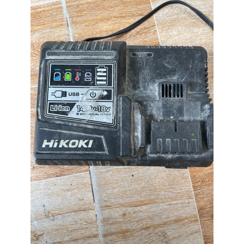 Sạc Hitachi (HIKOKI) UC 18YDL _ USB (sạc pin zin cho pin hitachi trượt 14.4v đến 18v ), điện 100v
