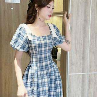 Váy kẻ nơ vai