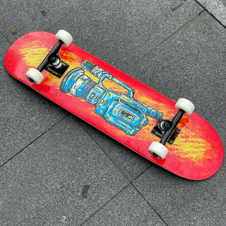Ván Trượt Skateboard PENTAGON HANDYCAM CUSTOM COMPLETE