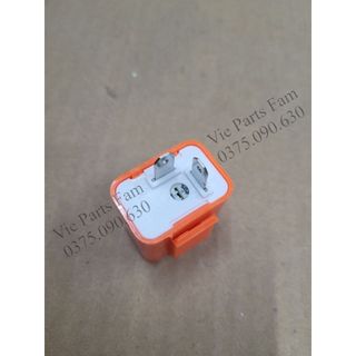 Cục chớp xi nhan điện tử có nút điều chỉnh tốc độ chớp