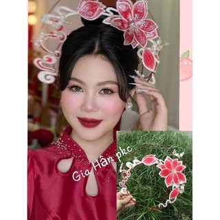 Mấn hoa đỏ. mấn áo dài