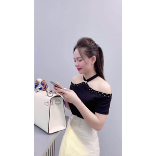 SK61 Áo Thun Trễ Vai Đính Đá