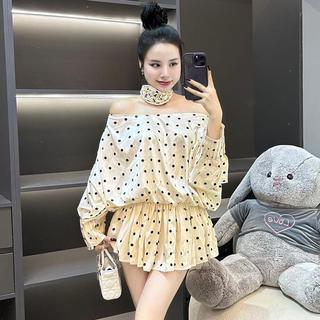 Váy nữ chấm bi trễ vai chun eo kèm hoa cổ siu xinh. Đầm nữ chấm bi tay dài chun eo mix hoa hot hit