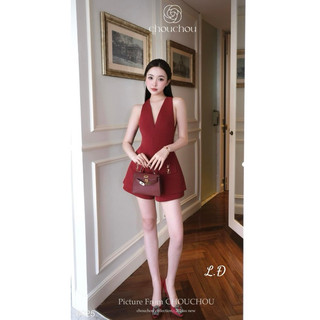 Váy cổ V dáng A đơn giản sang chảnh