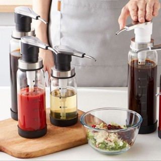 Chai Bơm Đựng Tương Ớt Tương Cà Mật Ong Bình Xịt Vòi Nhấn Lấy Các Loại Nước Sốt Siro + Đệm Đáy Đựng Gia Vị Inox