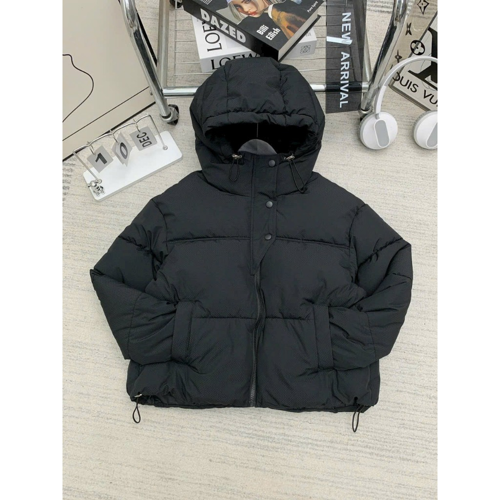 Áo Phao Nữ Có Mũ Dáng Ngắn Tay Bo Chun Hoa Có Dây Rút Áo Khoác Phao Nữ 4 Màu Áo Phao Béo Viền 3 Cúc Áo Phao Mùa Đông | BigBuy360 - bigbuy360.vn