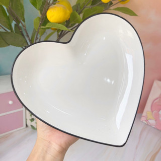 Combo 4 đĩa hình trái tim 20cm siêu cute đẹp  sứ viền đen siêu đẹp siêu xinh ạ