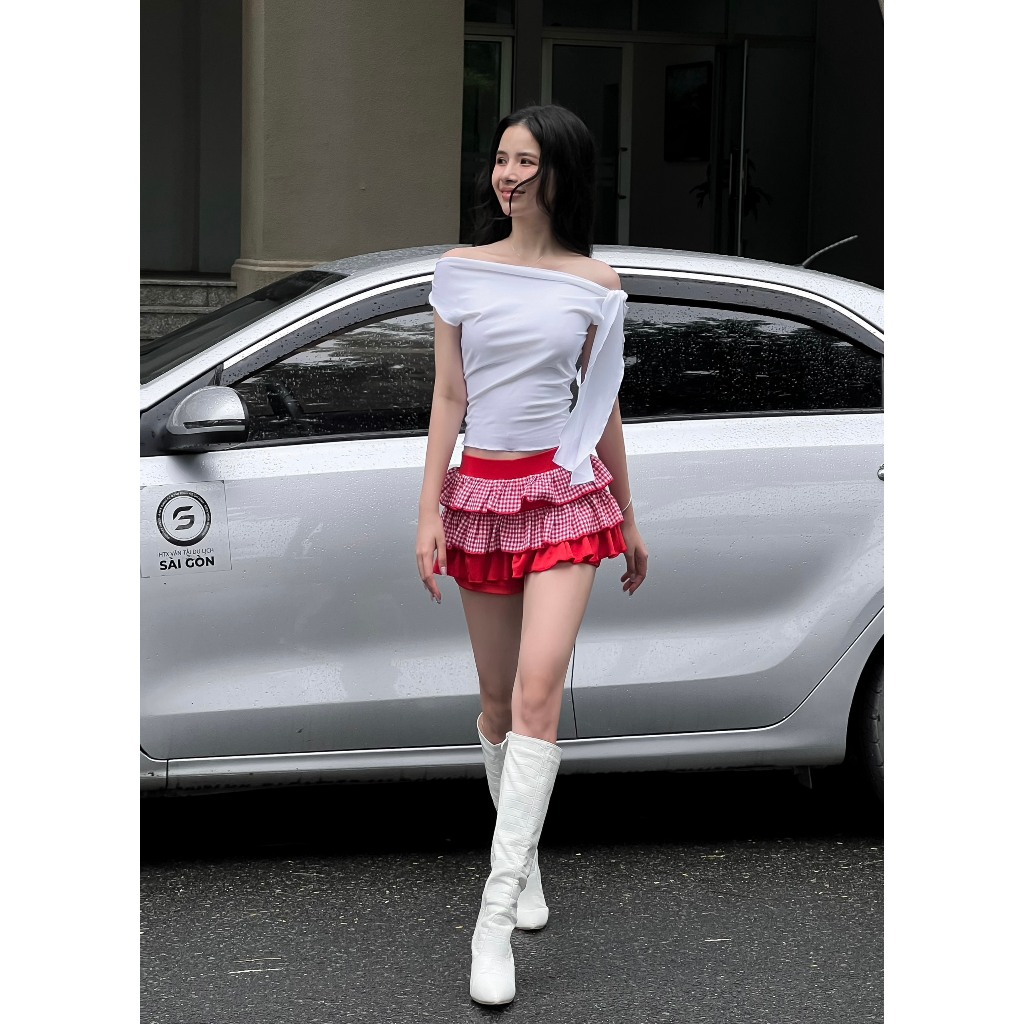 ÁO THUN LỆCH VAI PHỐI CỘT DÂY MISTY TOP | DECOS.SAIGON