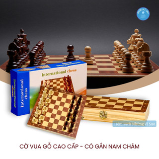 Bộ cờ vua bằng gỗ có gắn nam châm, kích thước 29x29 cm, bàn cờ thiết kế dạng gấp gọn thành hộp để đựng cờ
