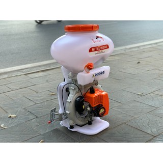 Máy xạ phân Mitsubishi 26L, máy phun phân lân, ure, máy phun vôi Giá cực Rẻ