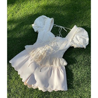 Alley Top - Áo croptop NỮ, Chất ren xô lỗ đính hoa mini có tay , size SML WOMEN