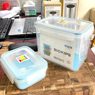 Hộp thực phẩm Komax Hàn Quốc 3.6L, 670ml kháng khuẩn, Nhựa PP, gioăng Silicon dùng được lò vi sóng