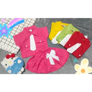 Set Áo Kèm Chân Váy Đũi Vân Bé (giao màu ngẫu nhiên)