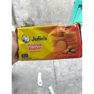Bánh quy bơ đậu phộng Julie's Malaysia 120g