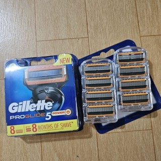 Hộp 8 lưỡi dao cạo râu Gillette Proglide5 Power (đầu cạo 5+1)
