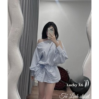 Váy kẻ liền trễ vai đính hoa xanh. Váy liền trễ vai tiểu thư tay bồng
