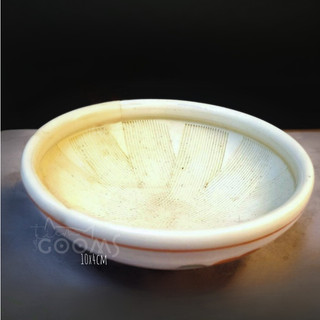 Chén gốm tam thái